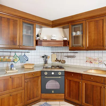 La Maison Du Coeur * مونتجوفيت